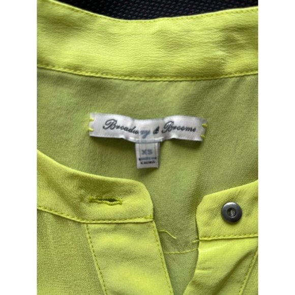 Broadway & Broome Silk Bright Chartreuse Sleeveless Blouse XS - Picture 5 of 5